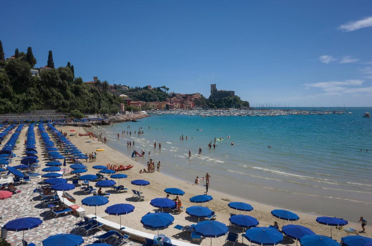 Apartamento Casa Norb Lerici - With Private Parking Exterior foto